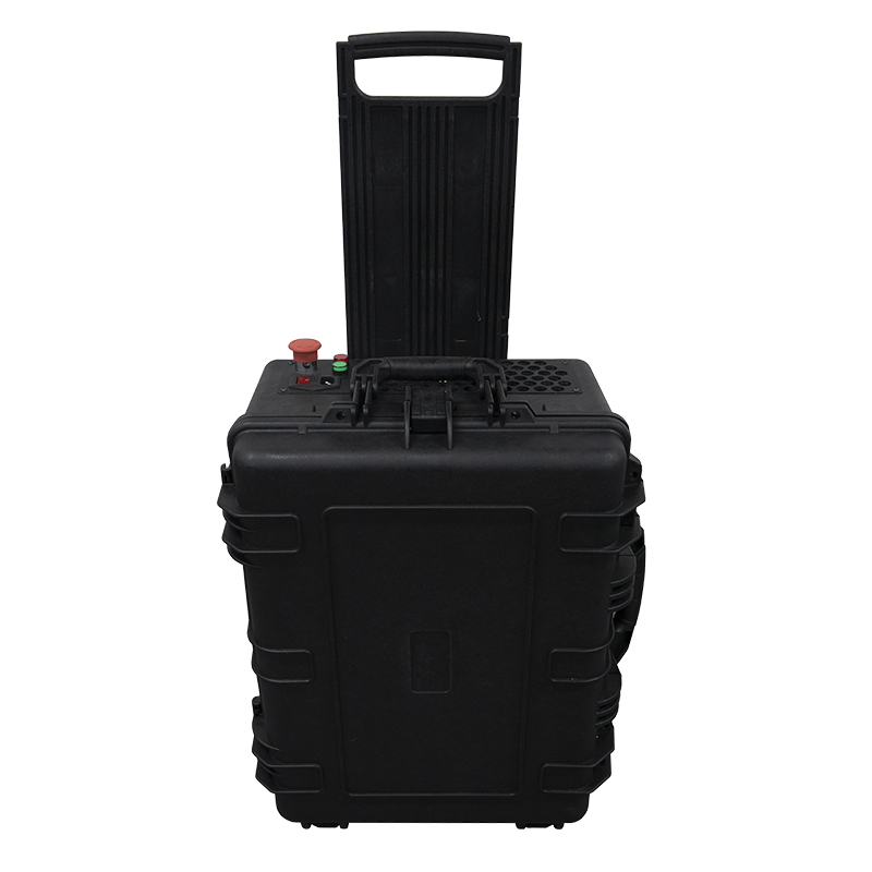 便攜式激光清洗機(jī)_小型激光清洗機(jī)