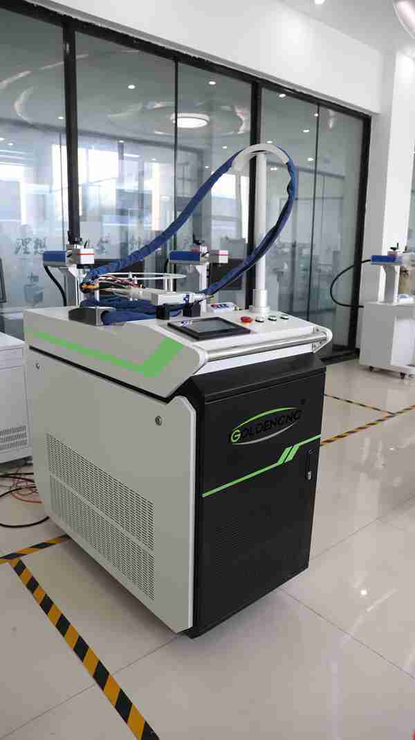 手持式激光除銹機(jī)價格