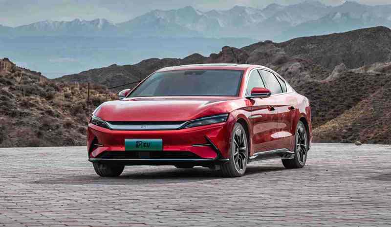 新能源汽車成趨勢，機器人激光切割機能起到什么作用？